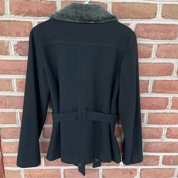 Sexy black wool jacket with belt and faux fur collar by Outbrook. size: medium - Picture 2 of 11